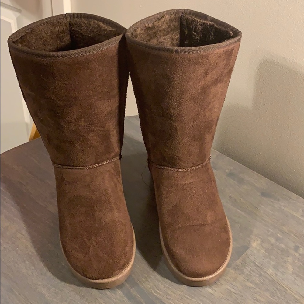 N Polar Mid Calf Snow Boots